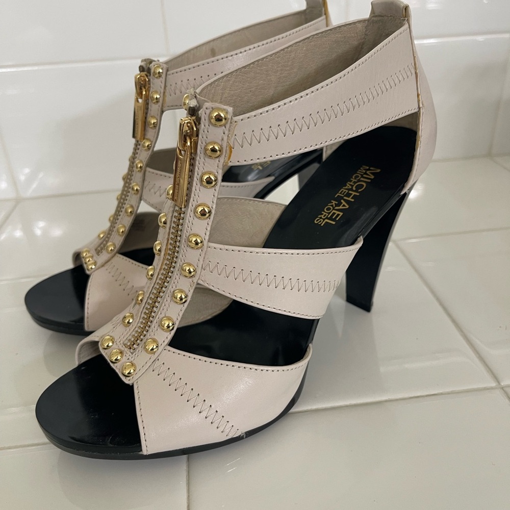 Michael Kors off white-Beige Heels - Picture 9 of 11